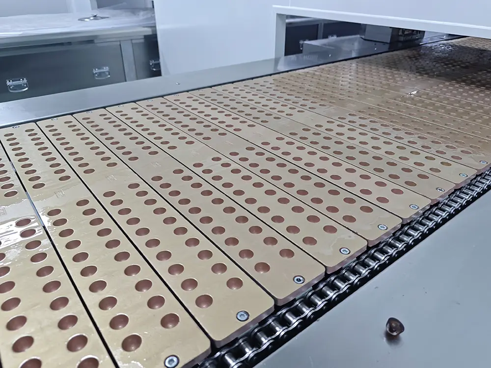 中试生产线上不锈钢软糖浇注机填充模具
